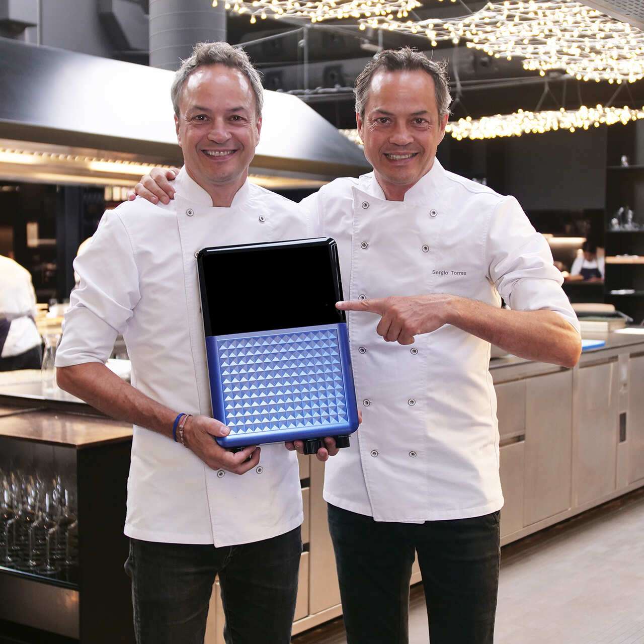 Hermanos Torres with an AVATAR ozonated water system